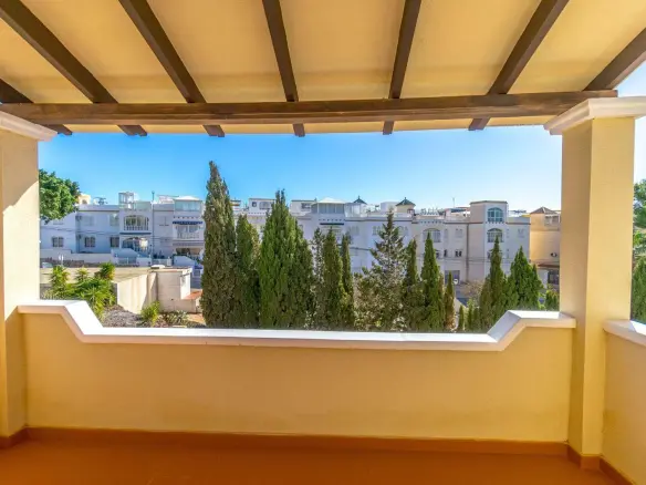 3-bedroom Town House In Orihuela Costa, Spain (105 M²)