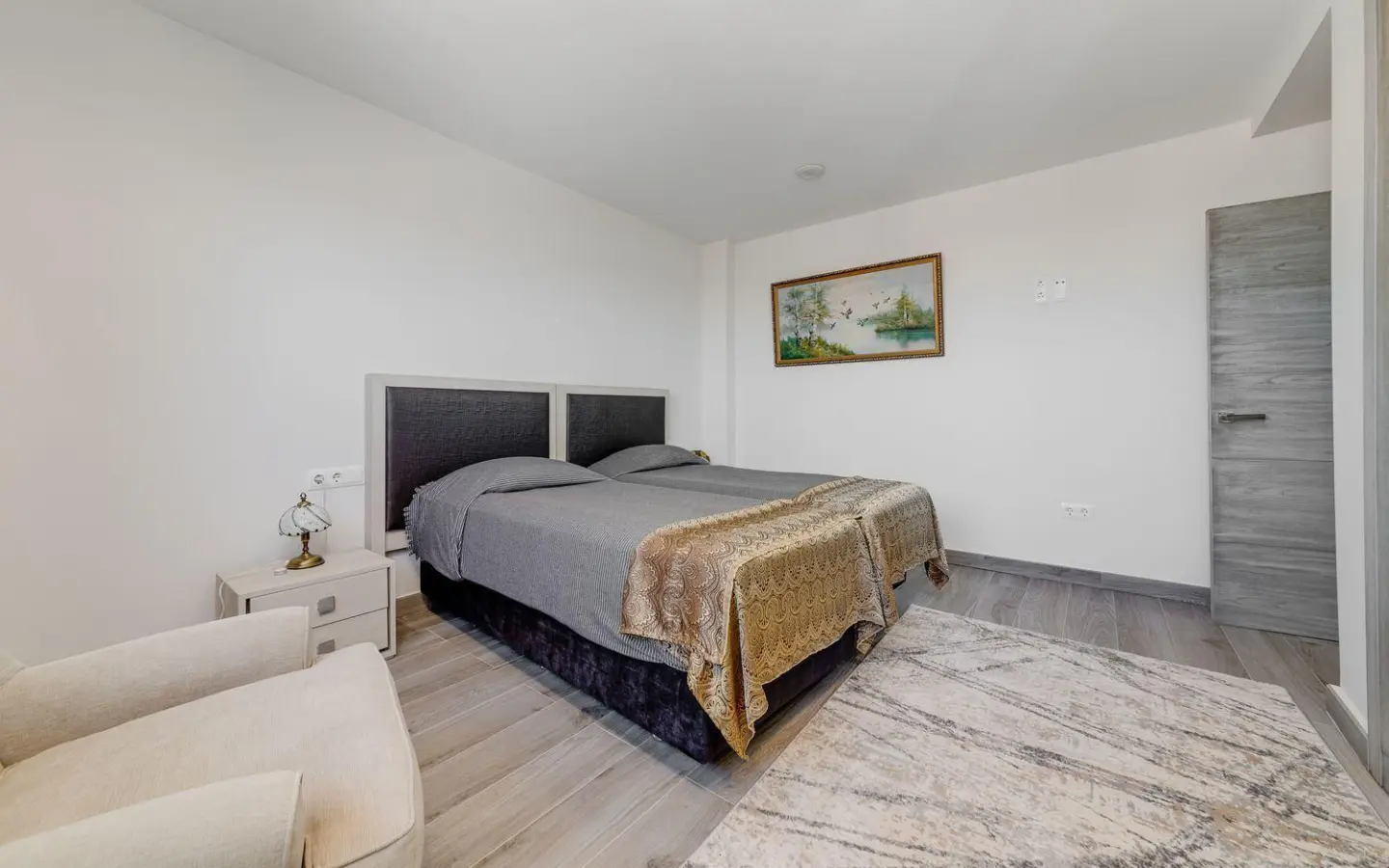 3-bedroom Villa In Torrevieja, Spain (461 M²)