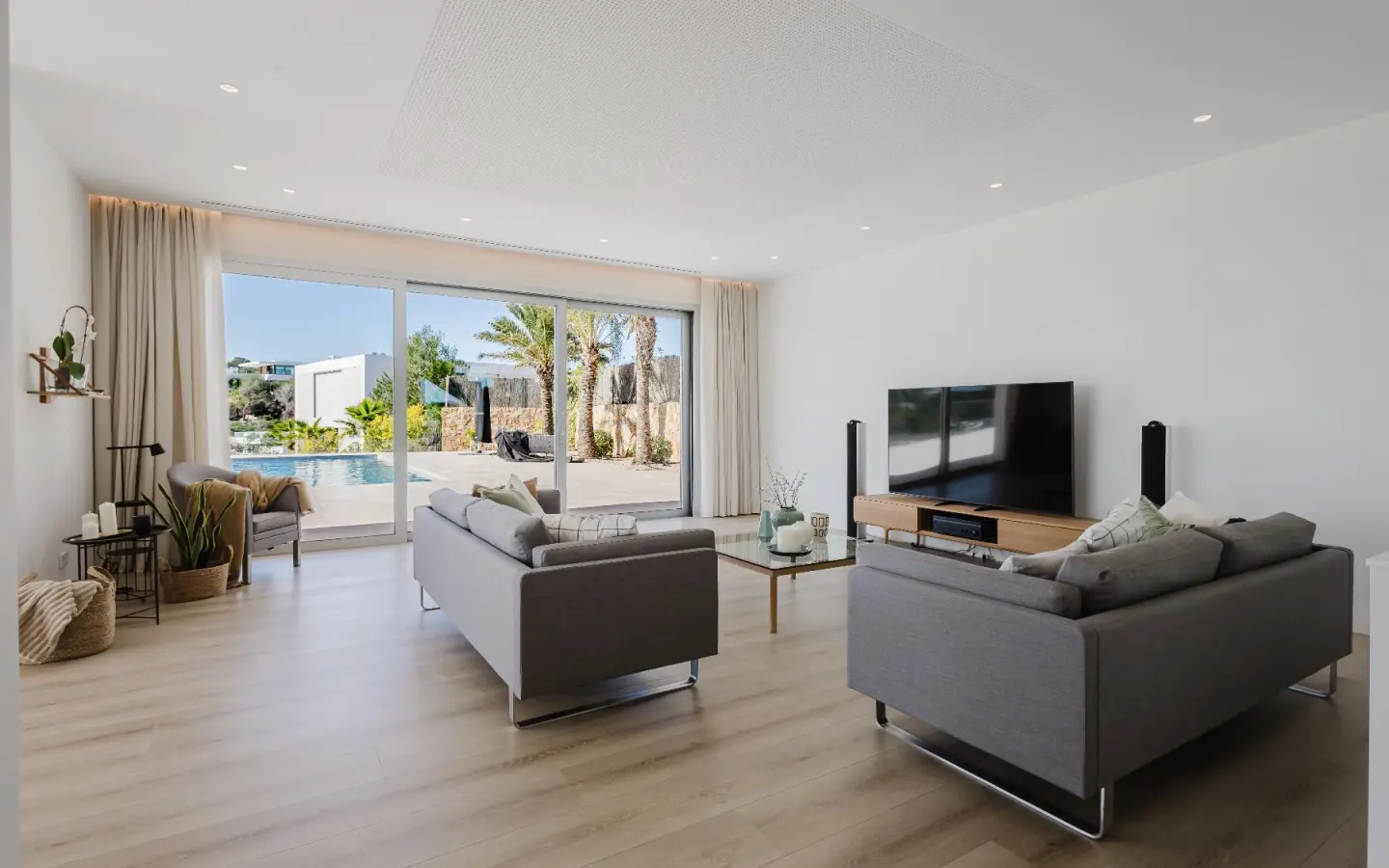 Villa 546 M² In Orihuela, Spain – Mediter Real Estate