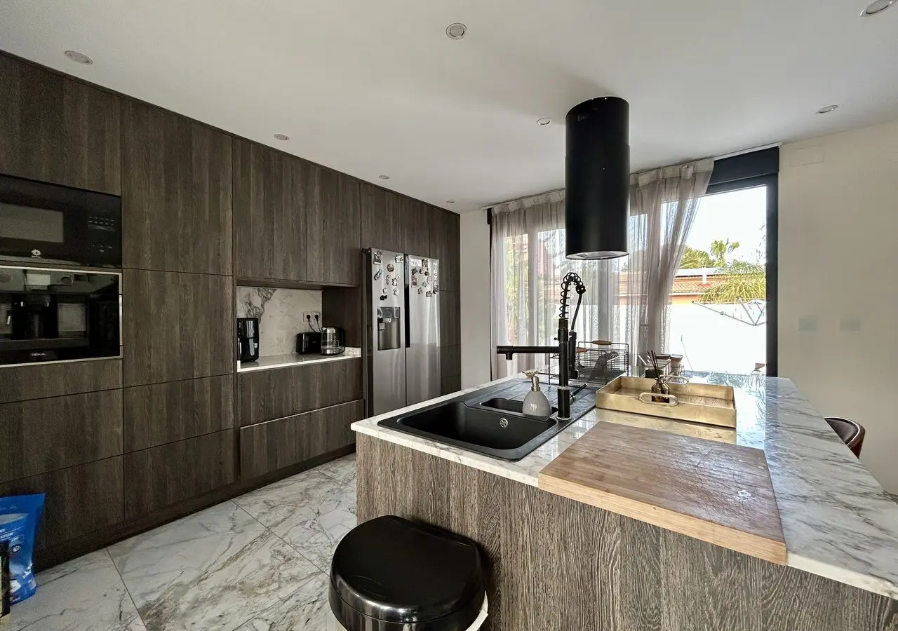 Villa Of 241 M² In Torrevieja, Spain