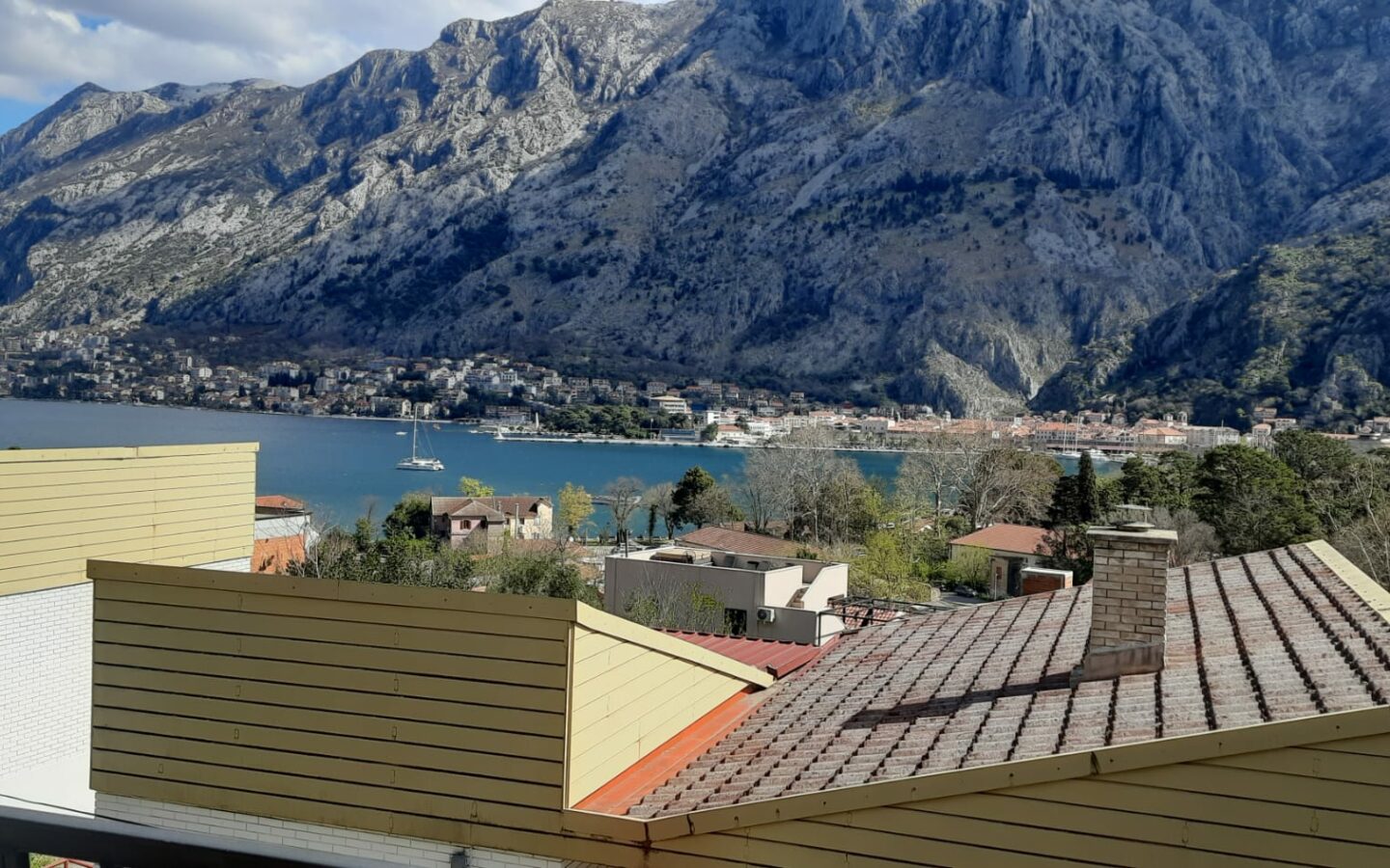 House Of 128 M² With None In Kotor