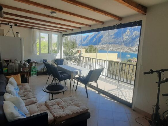 House Of 128 M² With None In Kotor
