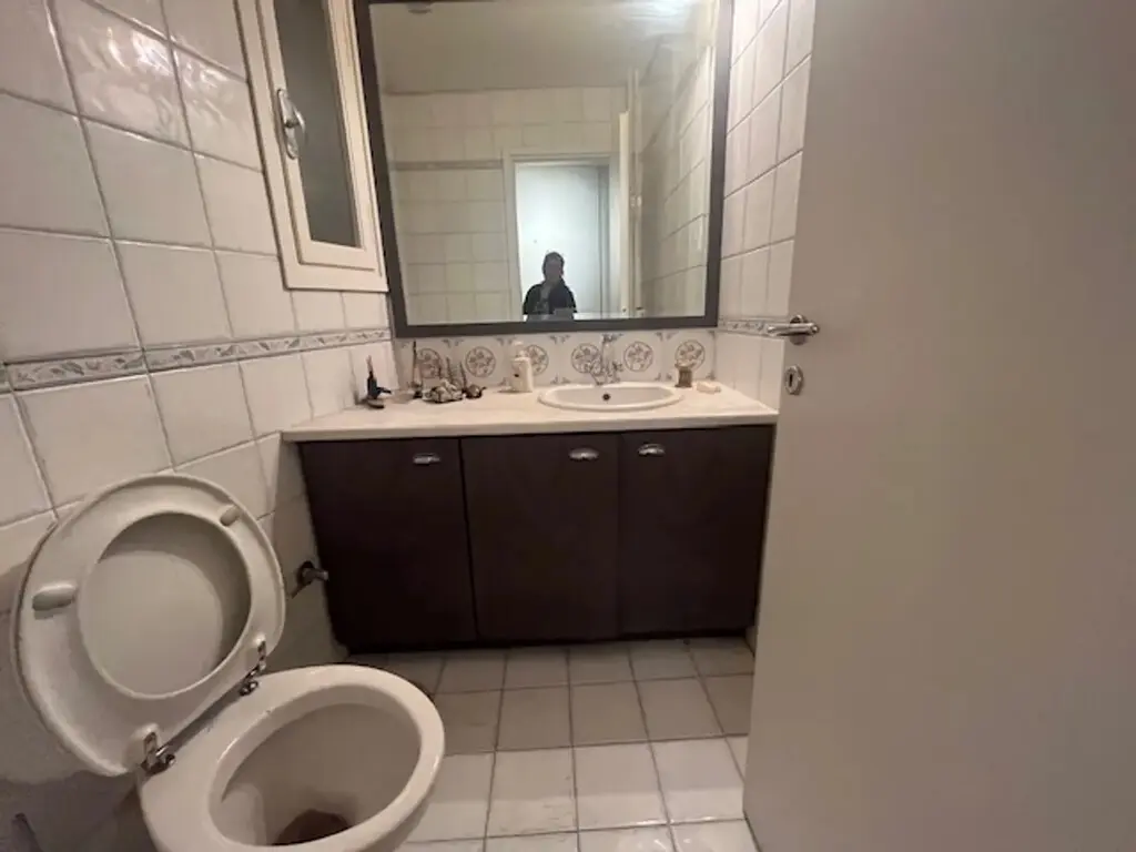 Flat Of 101 M² In Athens