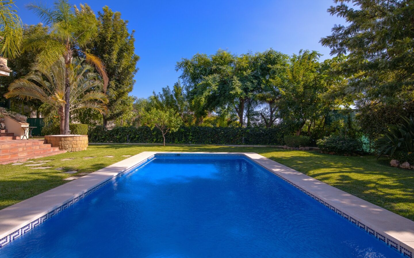 Beautiful 6 Bedrooms Family Villa In Los Arqueros, BenahavÍs.