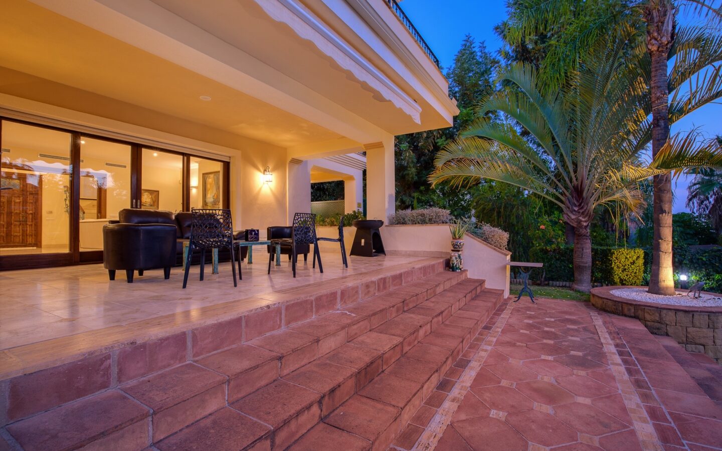 Beautiful 6 Bedrooms Family Villa In Los Arqueros, BenahavÍs.
