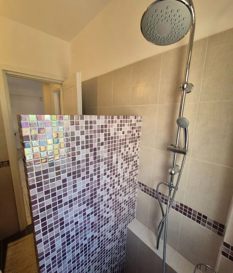 1-bedroom Flat In Saronida, Greece (55 M²)