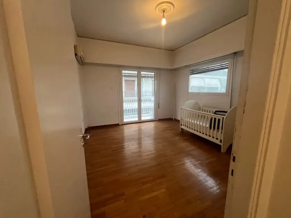 Flat Of 101 M² In Athens