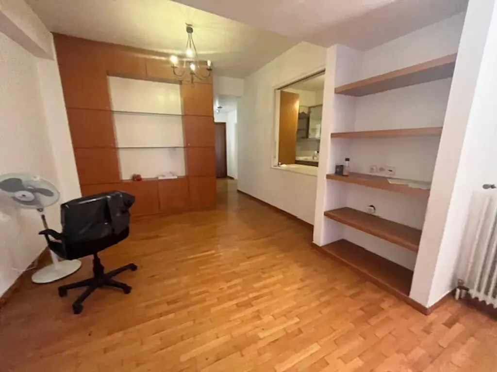 Flat Of 101 M² In Athens