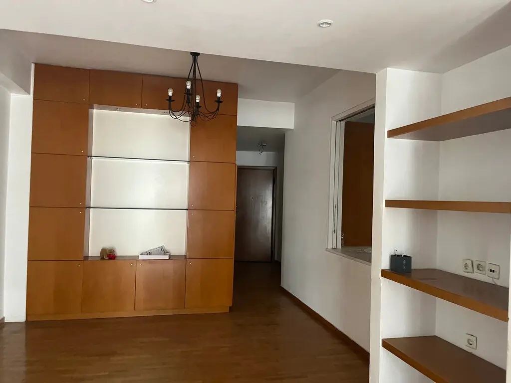 Flat Of 101 M² In Athens