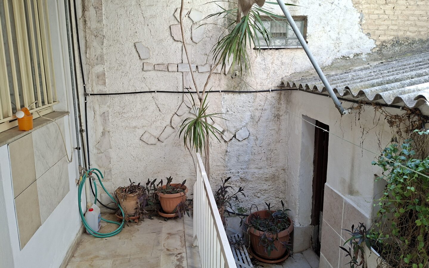 Detached House With Floor Expansion Potential – Kolonos Hill Area, Athens