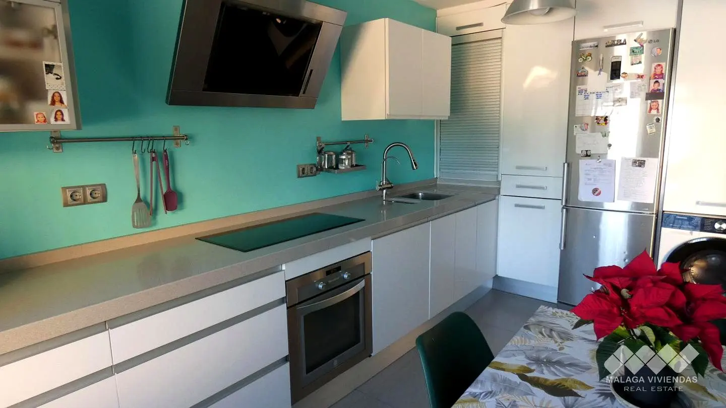 Attached 126 M² In Benalmádena, Spain