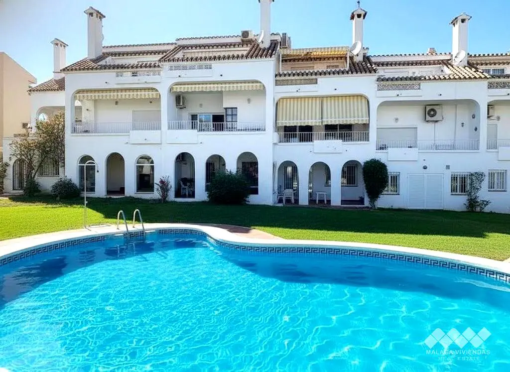 Attached 126 M² In Benalmádena, Spain