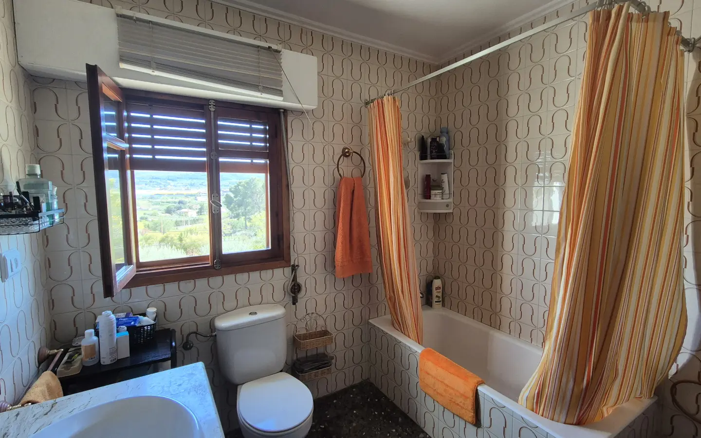 Villa Of 297 M² In Ontinyent, Spain