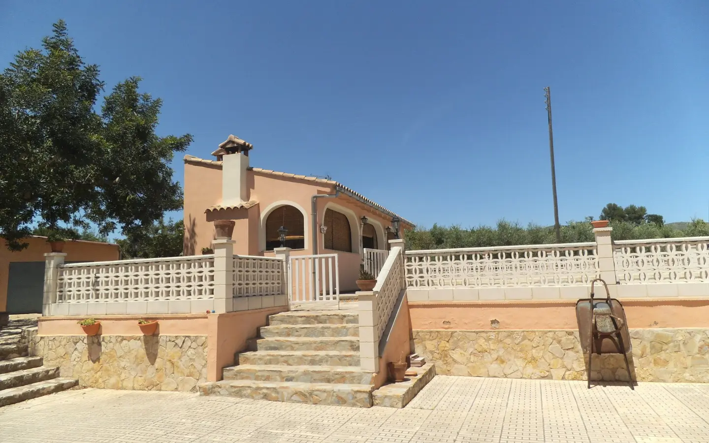 Villa Of 247 M² In Ontinyent, Spain