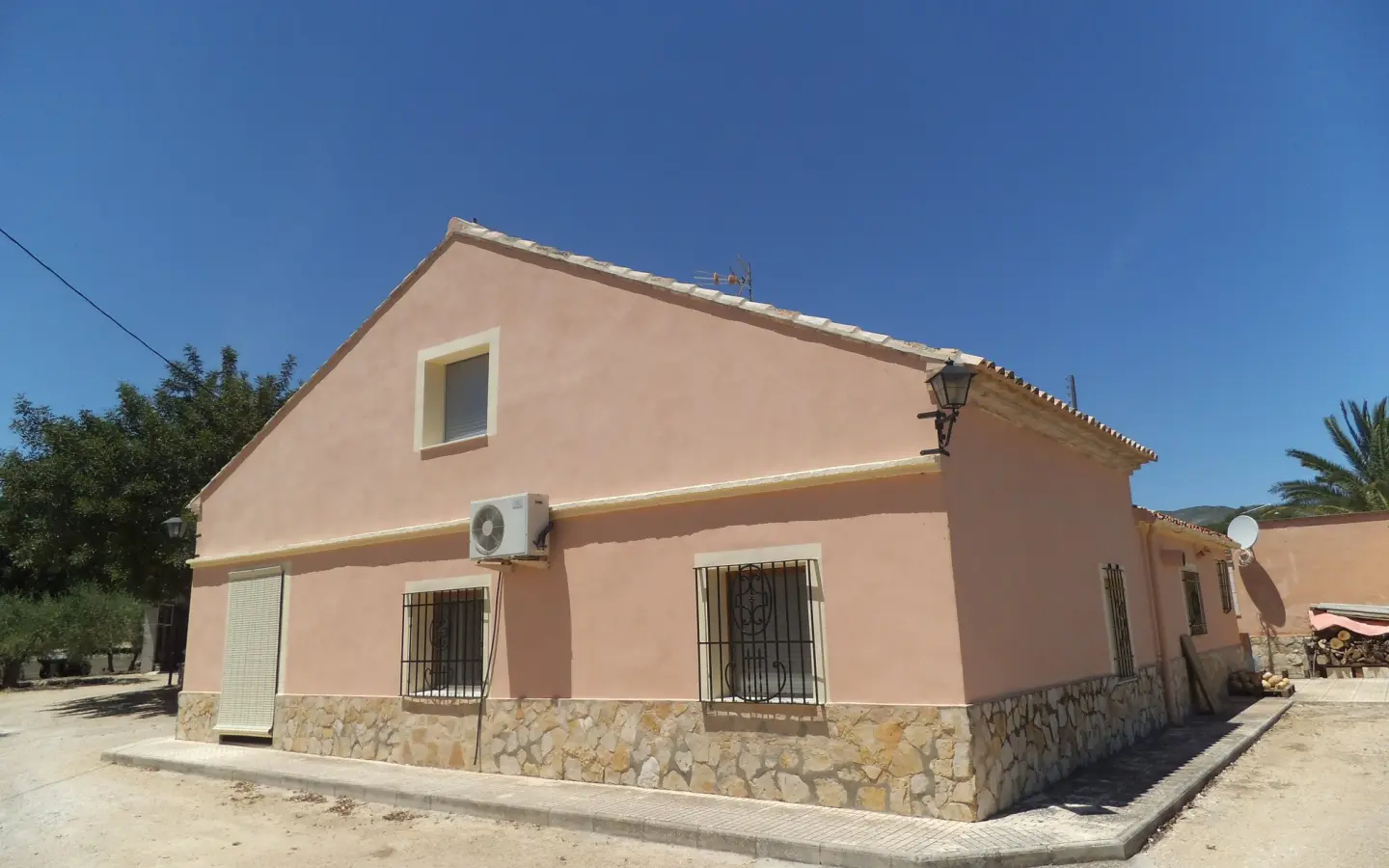 Villa Of 247 M² In Ontinyent, Spain