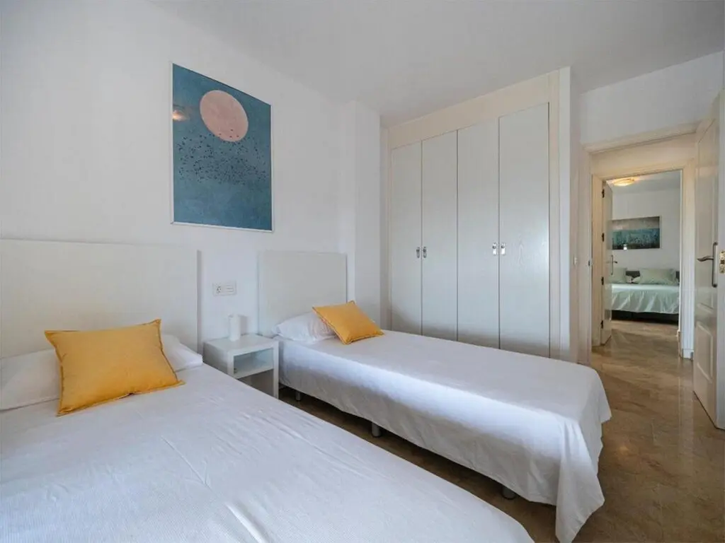 Apartment Of 90 M² With Sea View In Golden Mile