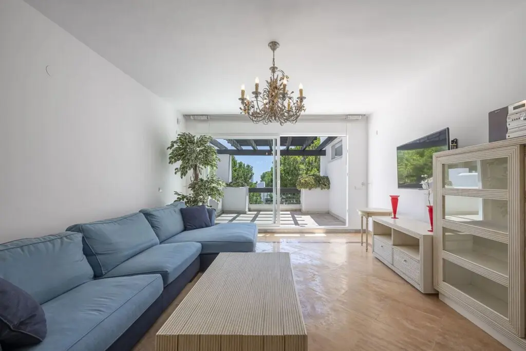 Apartment Of 120 M² With Sea View In Rio Real, Spain