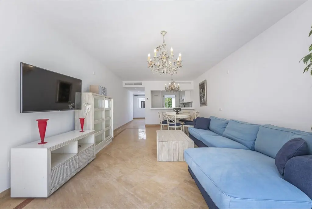 Apartment Of 120 M² With Sea View In Rio Real, Spain