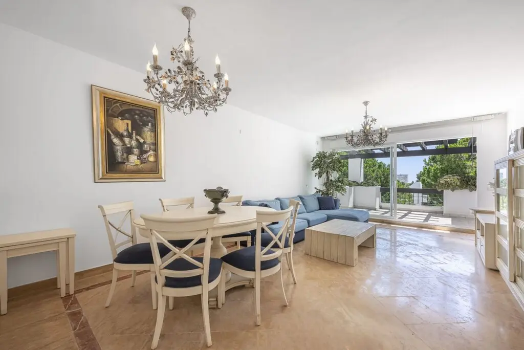 Apartment Of 120 M² With Sea View In Rio Real, Spain