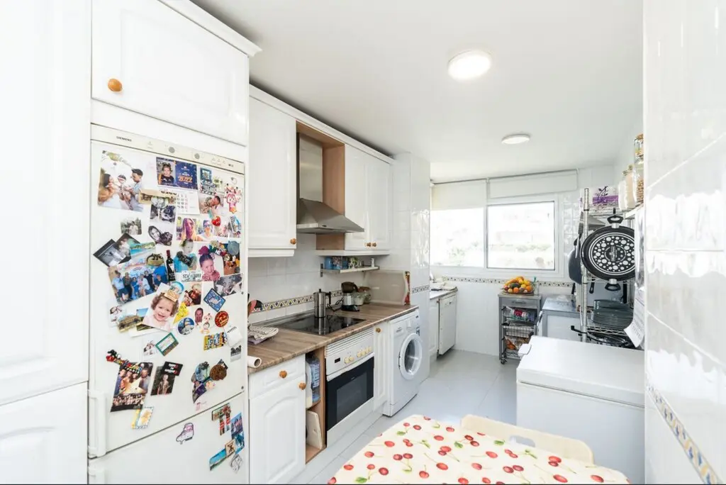 Duplex Penthouse Of 150 M² With Sea View In Estepona, Spain
