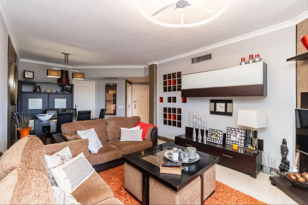 Duplex Penthouse Of 150 M² With Sea View In Estepona, Spain