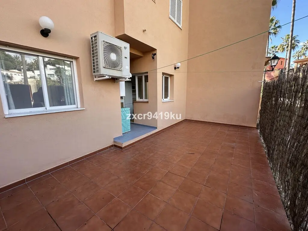 Garden Apartment Of 70 M² With Garden In Marbella