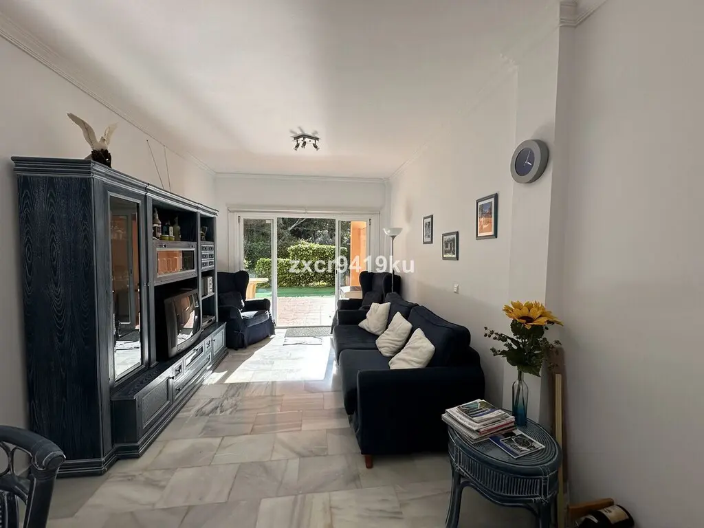 Garden Apartment Of 70 M² With Garden In Marbella