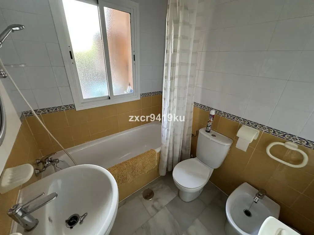 Garden Apartment Of 70 M² With Garden In Marbella