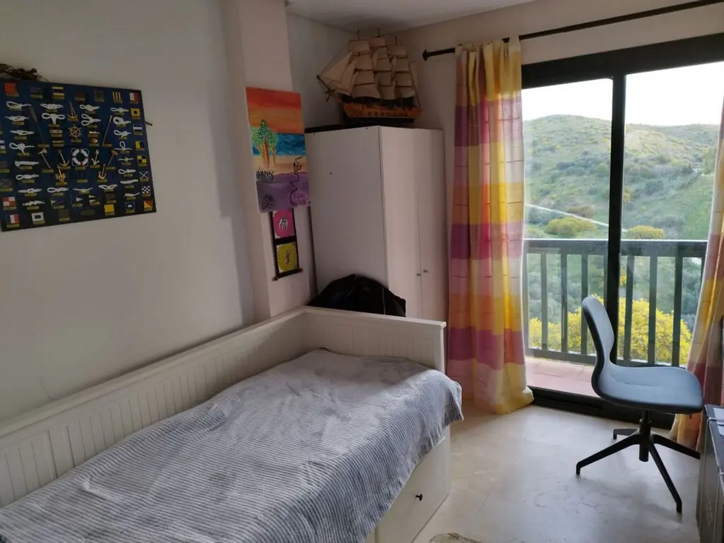 Duplex Penthouse Of 150 M² With Sea Views In Calahonda