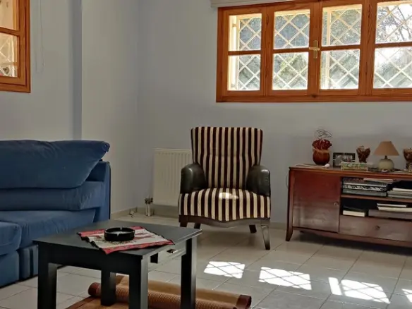 3-bedroom Detached House In Nea Makri, Greece (197 M²)