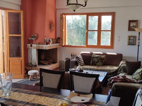 3-bedroom Detached House In Nea Makri, Greece (197 M²)