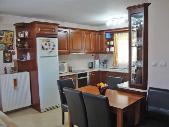 3-bedroom Detached House In Paralia, Greece (180 M²)