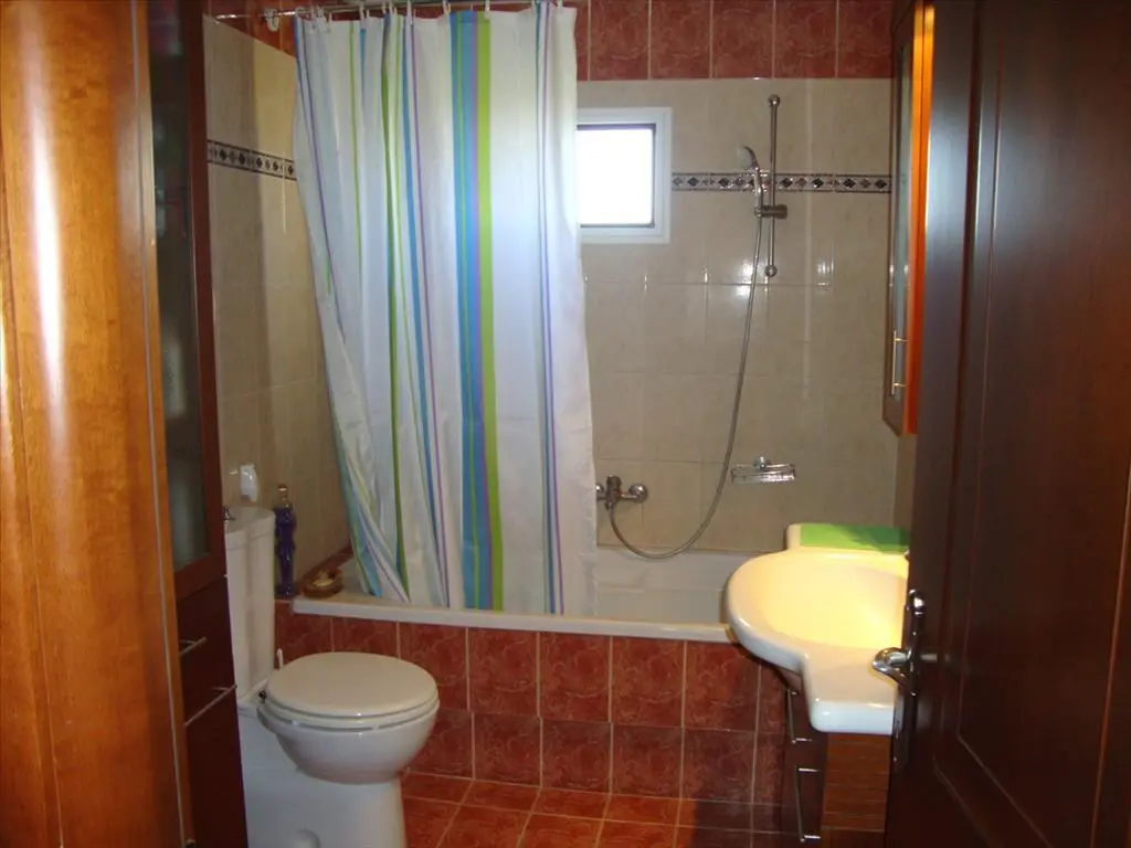 3-bedroom Detached House In Paralia, Greece (180 M²)