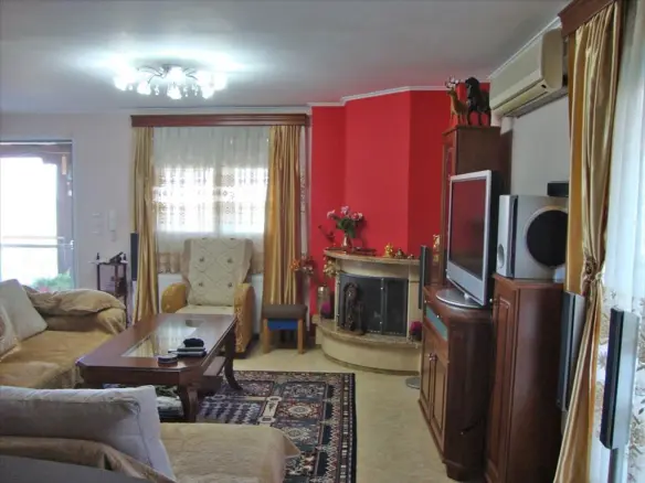 3-bedroom Detached House In Paralia, Greece (180 M²)