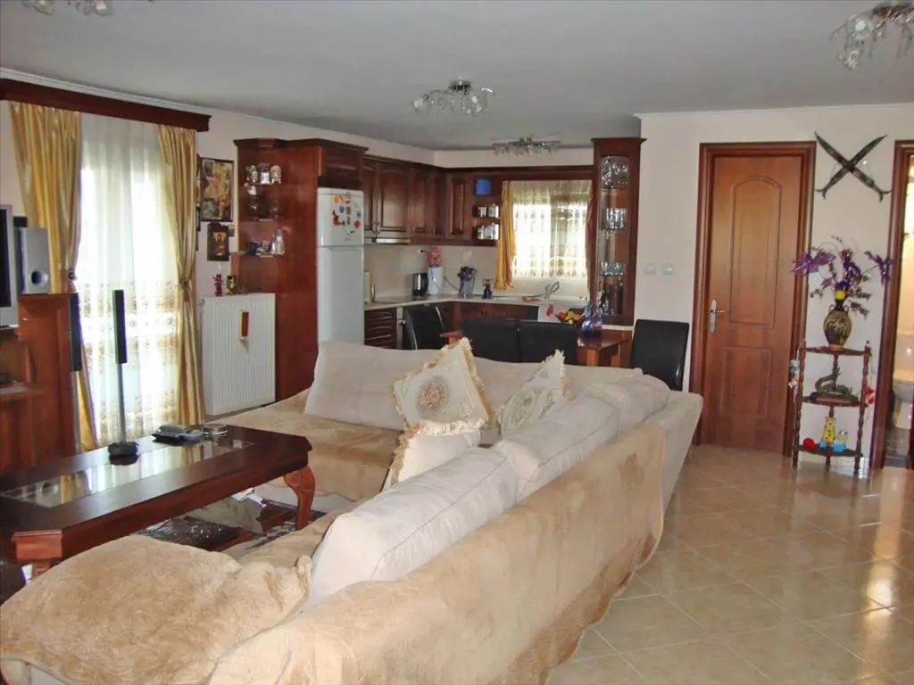 3-bedroom Detached House In Paralia, Greece (180 M²)
