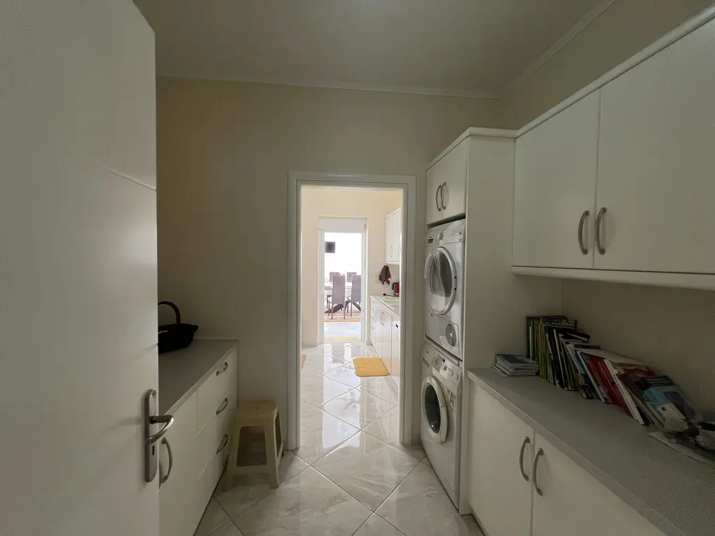 Villa Of 500 M² In Peloponnese