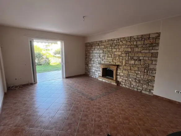 Flat Of 80 M² In Attica