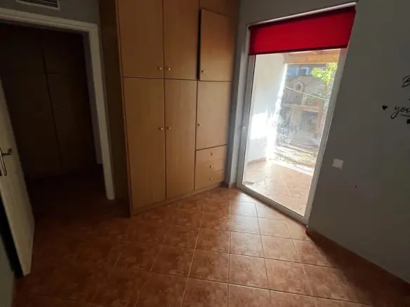 Flat Of 80 M² In Attica