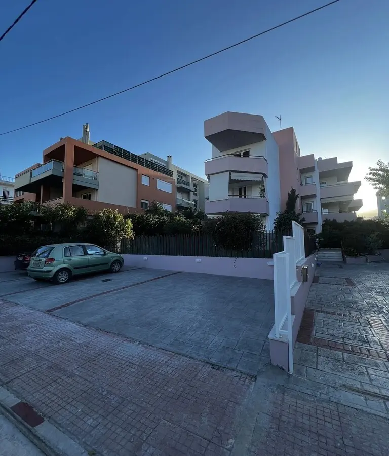 Flat Of 80 M² In Attica