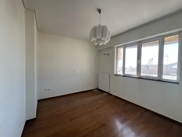 3-bedroom Maisonette In Glyfada, Greece (139 M²)