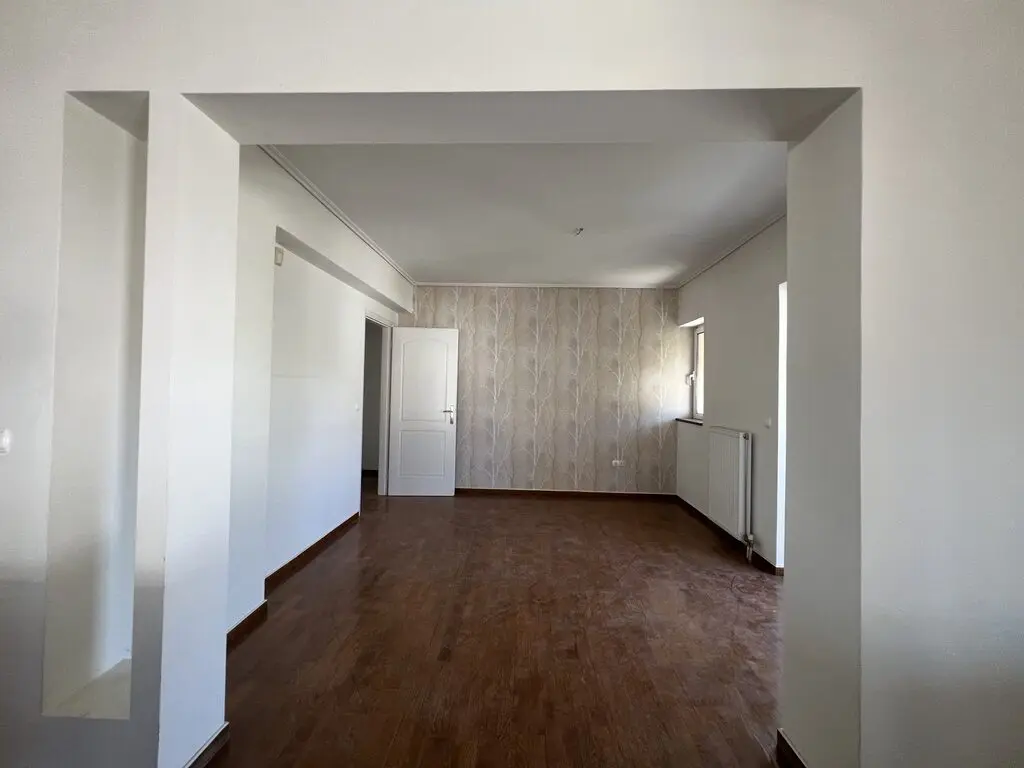 3-bedroom Maisonette In Glyfada, Greece (139 M²)