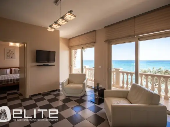 Villa Of X With Sea View In Akrotiri, Greece