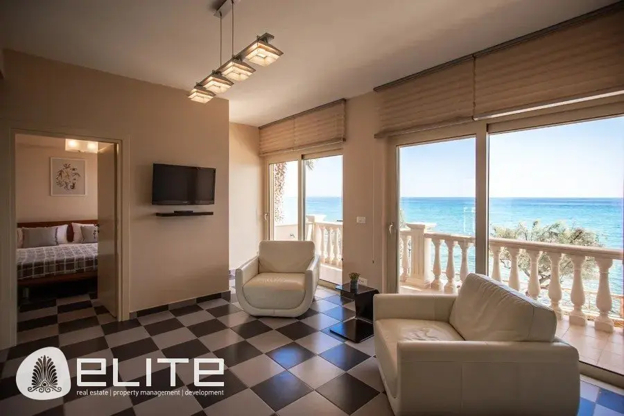Villa Of X M² With Sea View In Akrotiri, Greece