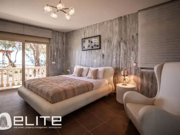 Villa Of X With Sea View In Akrotiri, Greece