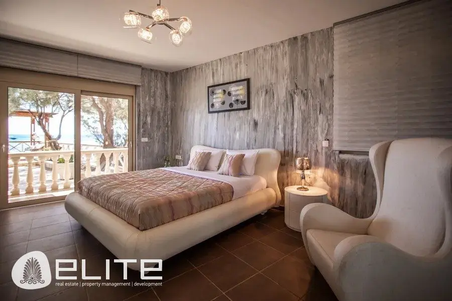 Villa Of X M² With Sea View In Akrotiri, Greece