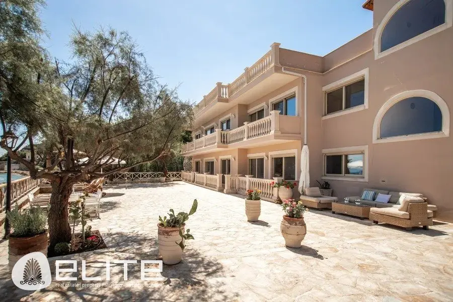 Villa Of X M² With Sea View In Akrotiri, Greece