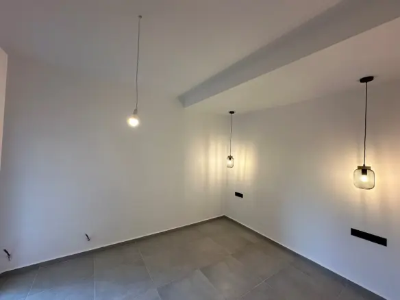 2-bedroom Flat In Center Of Thessaloniki, Greece (60 M²)