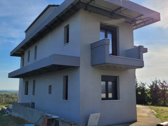 6-bedroom Villa In Epanomi, Greece (240 M²)