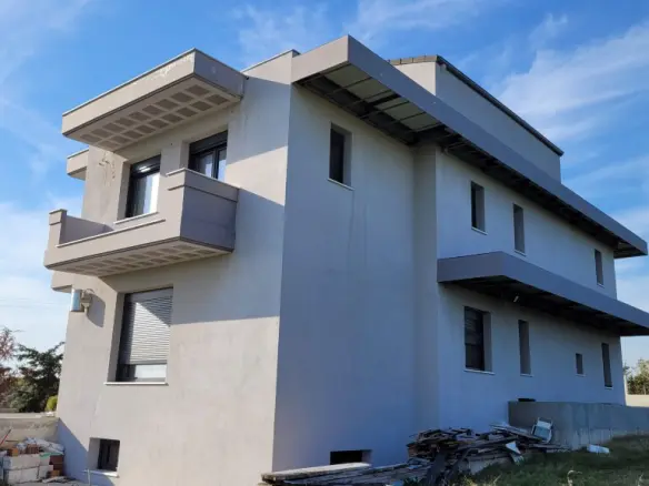 6-bedroom Villa In Epanomi, Greece (240 M²)