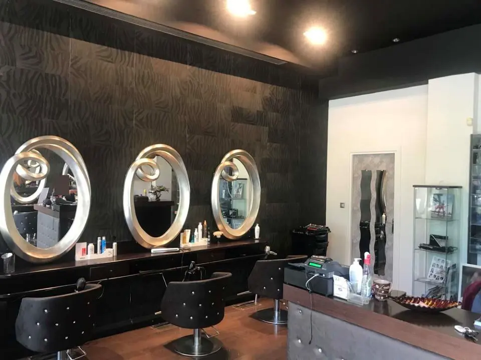 Commercial Property Of 101 M² In The Suburbs Of Thessaloniki
